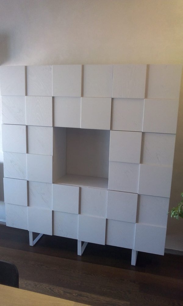 Mobile contenitore geometrico laccato bianco