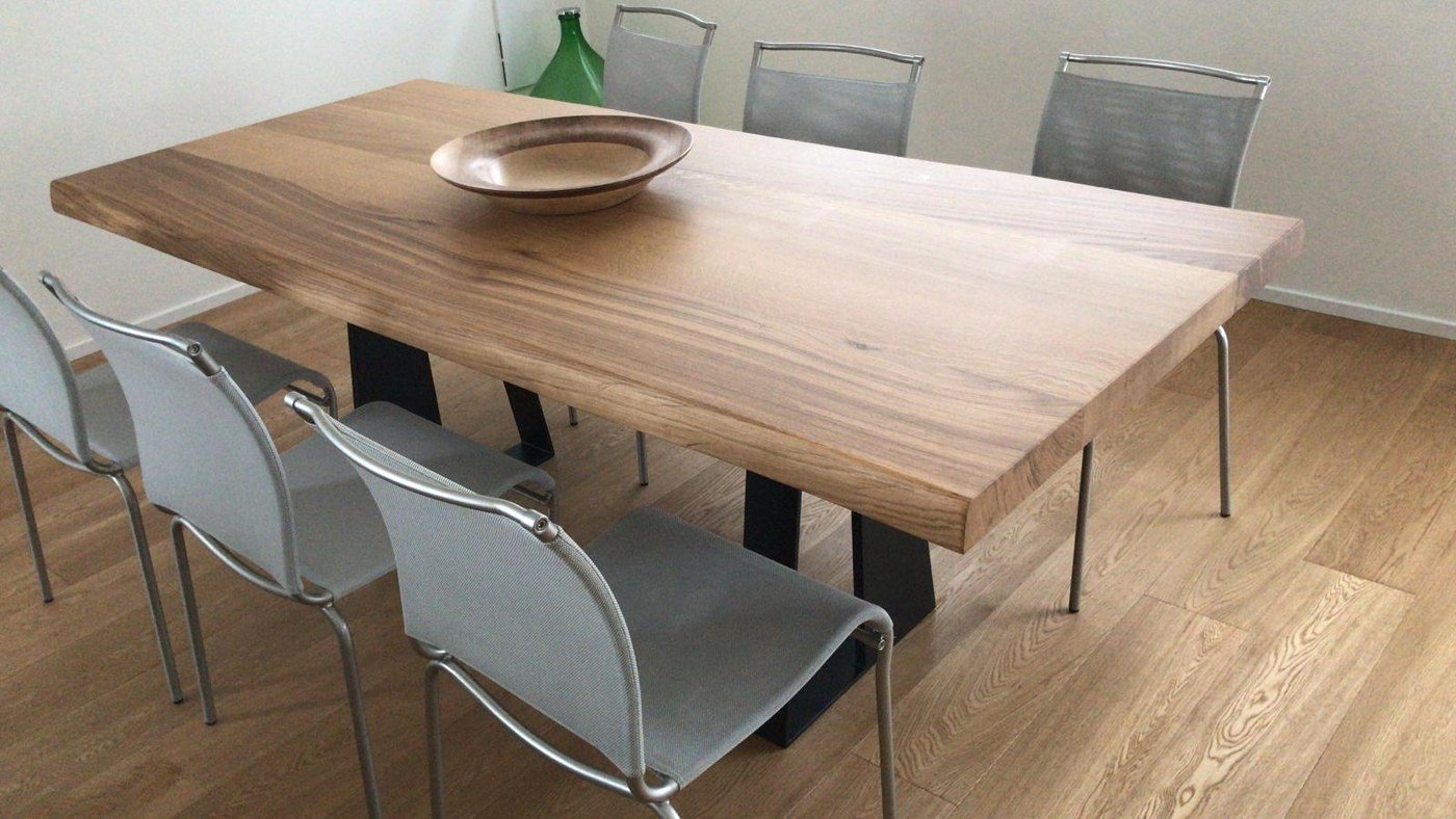 Tavolo da pranzo in legno massello